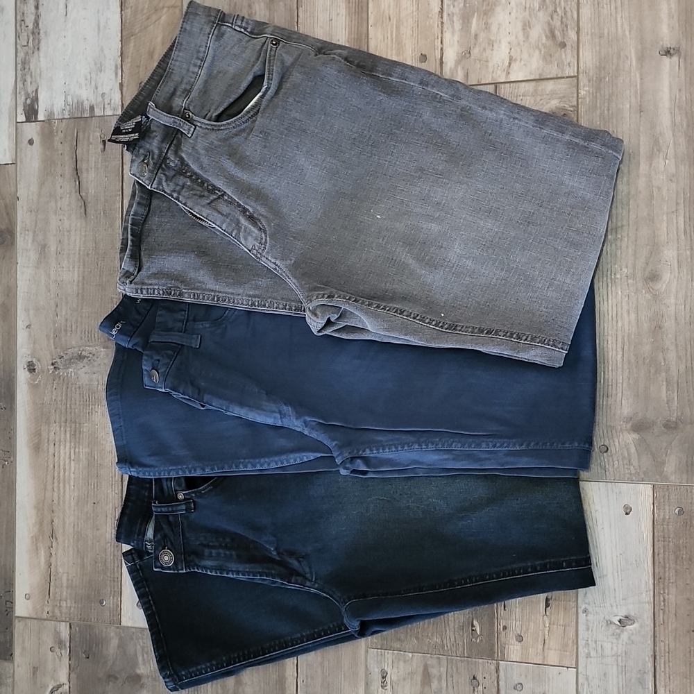 👖  3 MEN'S JEANS SIZE 32 👖